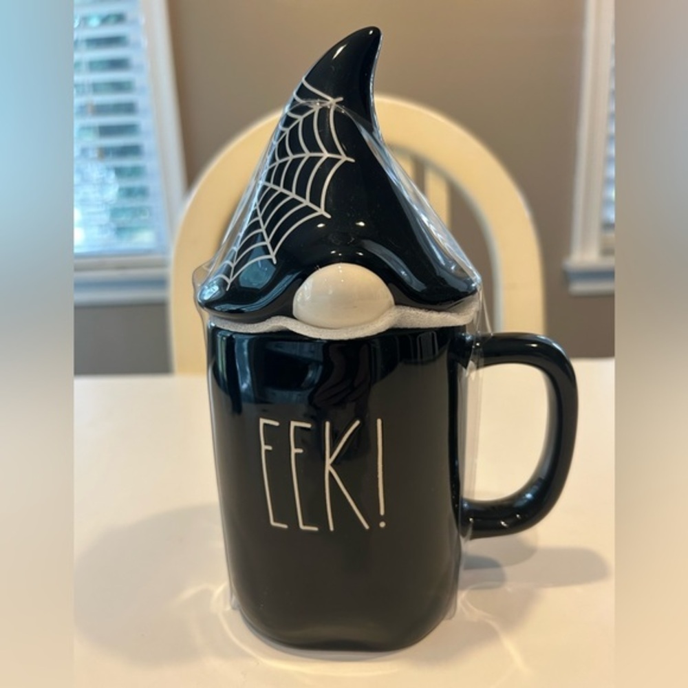 RAE DUNN BLACK HALLOWEEN MUG WITH TOPPER EEK!  BRAND NEW WITH SEAL